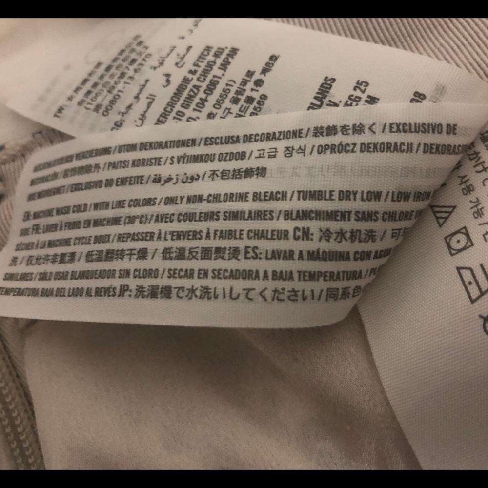 Abercrombie Leopard High Waisted Skirt - Picture 10 of 10